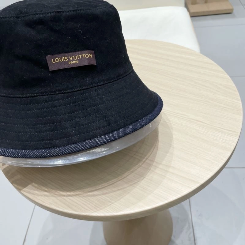 MoistureWicking Louis Vuitton Caps 257861