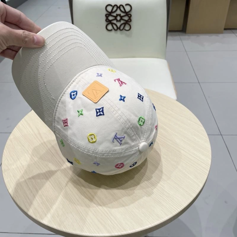 Breathable Louis Vuitton Caps 257828