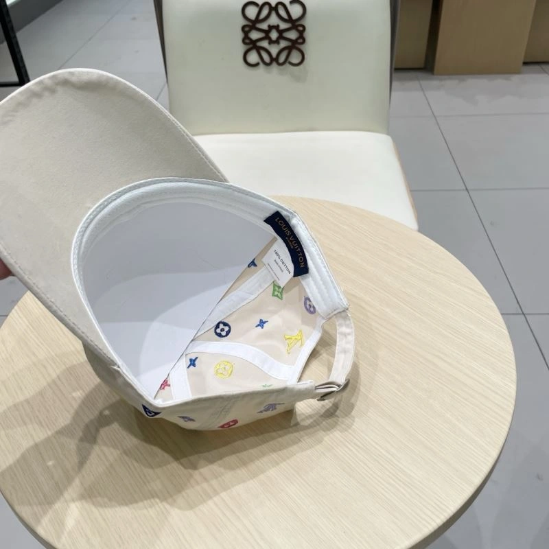 Breathable Louis Vuitton Caps 257828