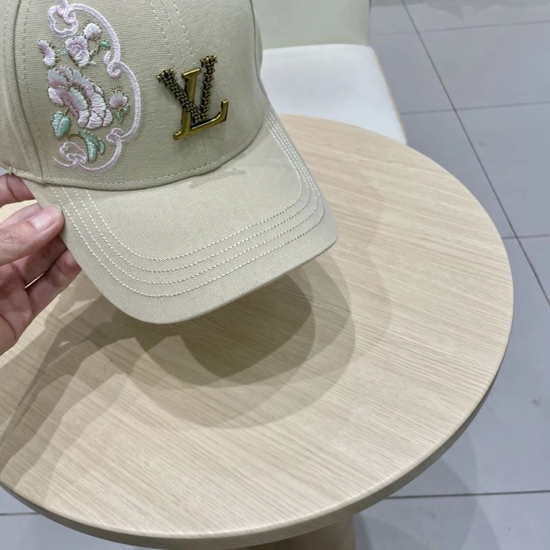 EasyMatch Louis Vuitton Caps 257825