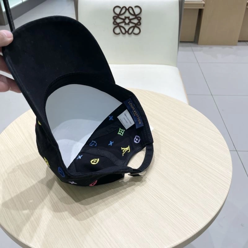 UrbanStyle Louis Vuitton Caps 257845