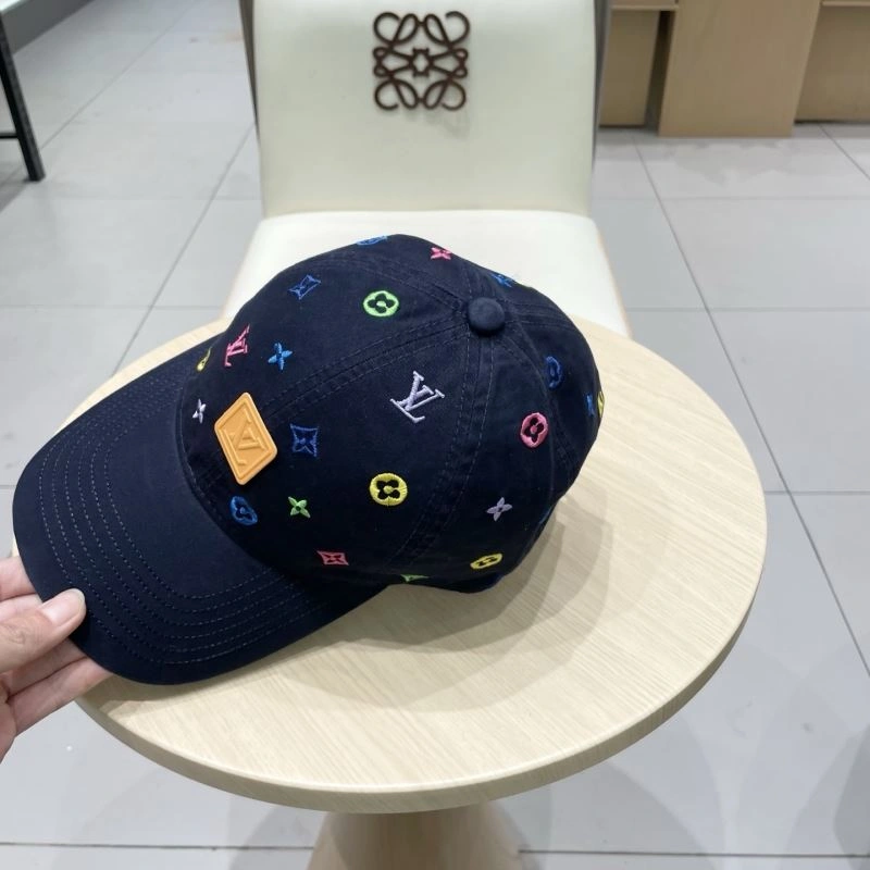 Versatile Louis Vuitton Caps 257846