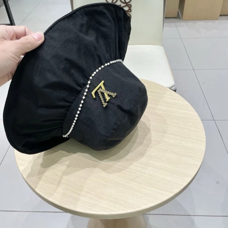 WaterResistant Louis Vuitton Caps 257841