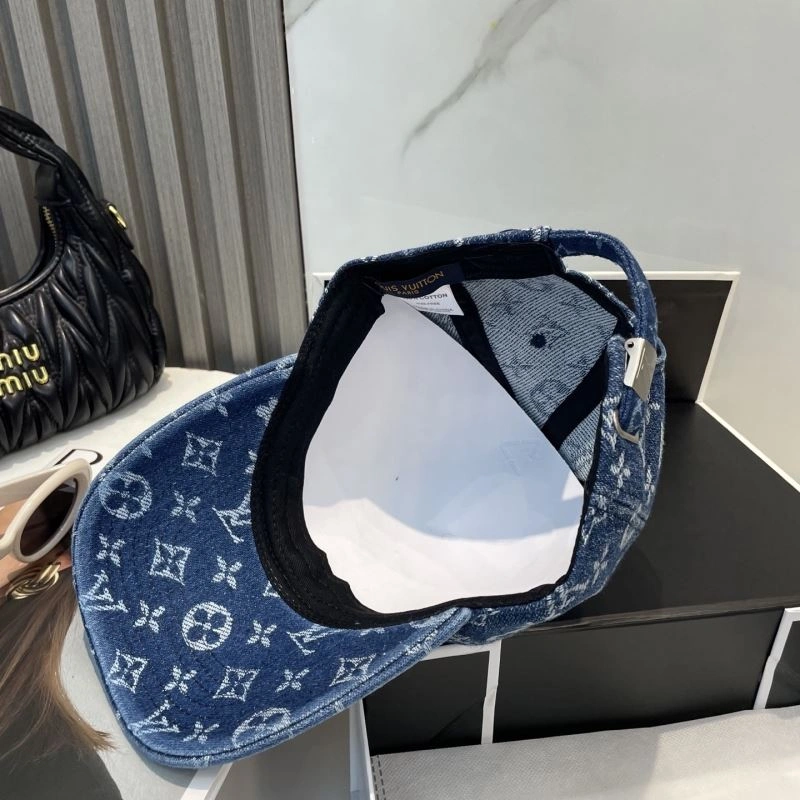 WeatherProof Louis Vuitton Caps 257836