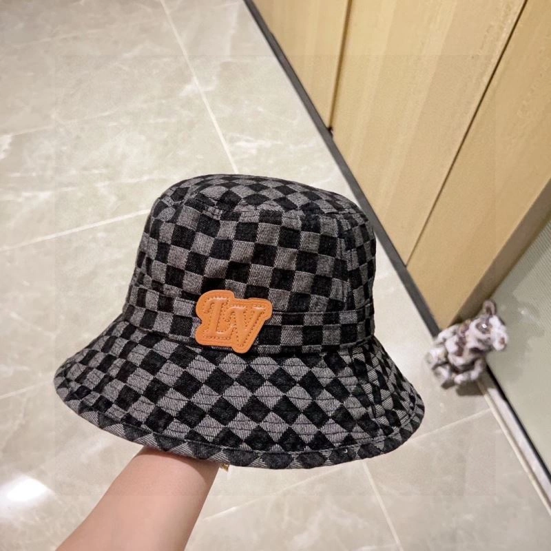 Louis Vuitton Caps Bold 257829