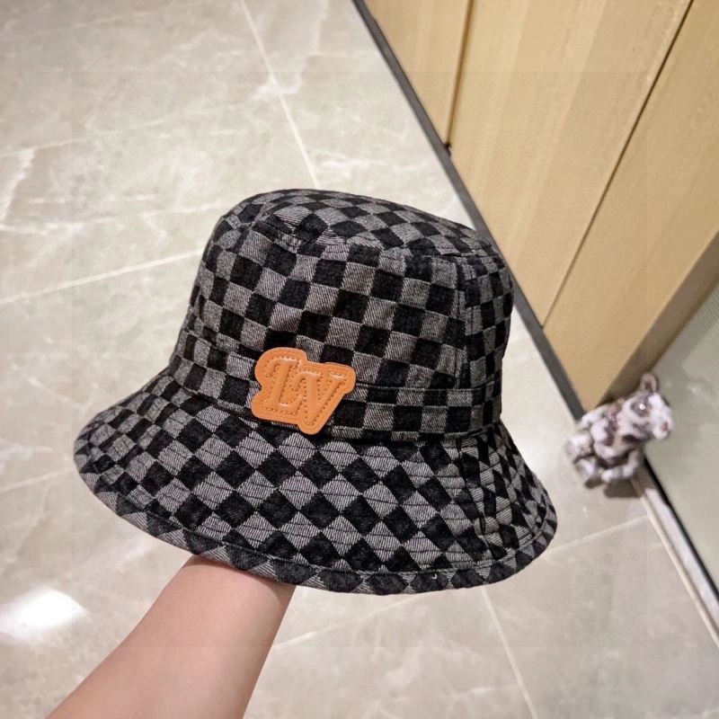 Louis Vuitton Caps Bold 257829