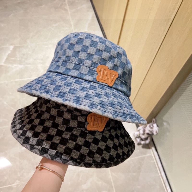 Louis Vuitton Caps Bold 257829