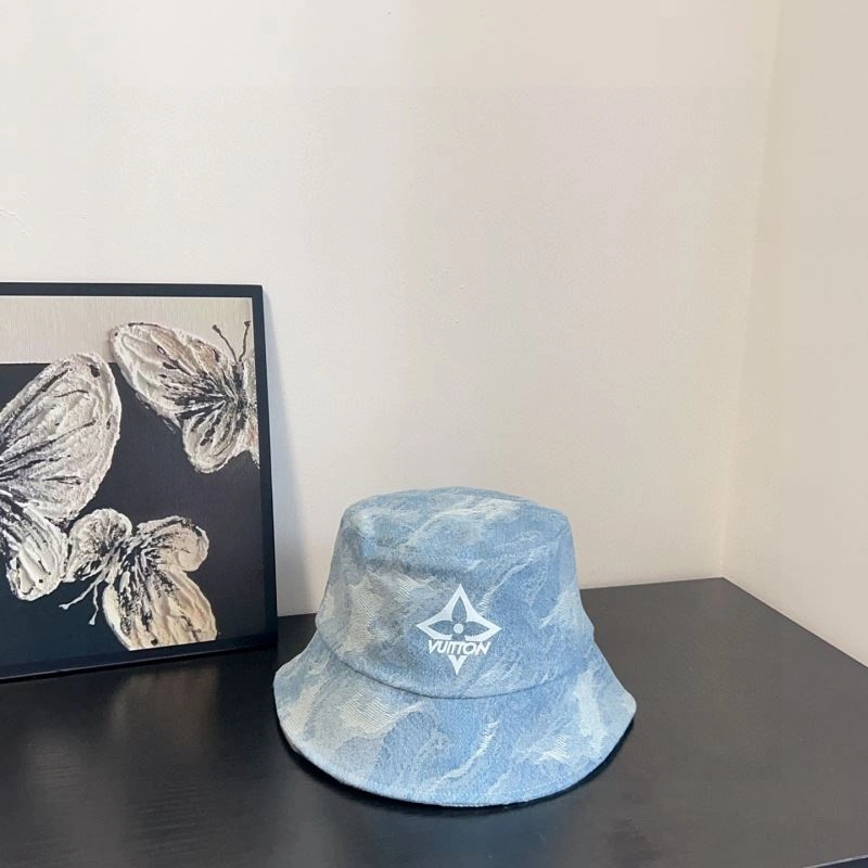 Fashionable Louis Vuitton Caps 257820