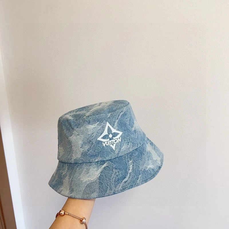Fashionable Louis Vuitton Caps 257820