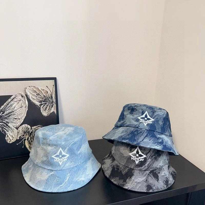 Fashionable Louis Vuitton Caps 257820