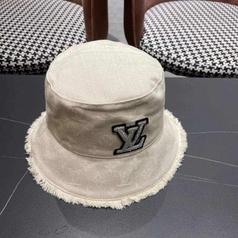 Louis Vuitton Caps Youthful 257821