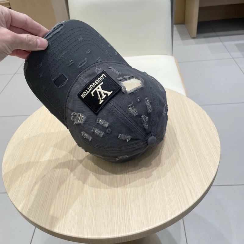 Louis Vuitton Caps Contemporary 257818