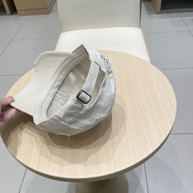 Louis Vuitton Caps Timeless 257816