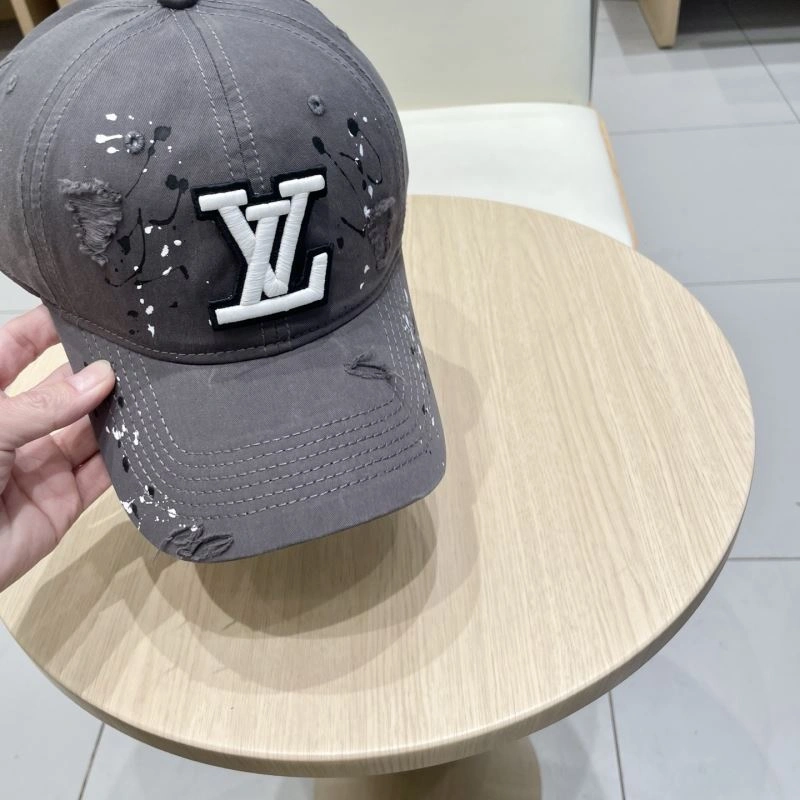 Popular Louis Vuitton Caps 257810