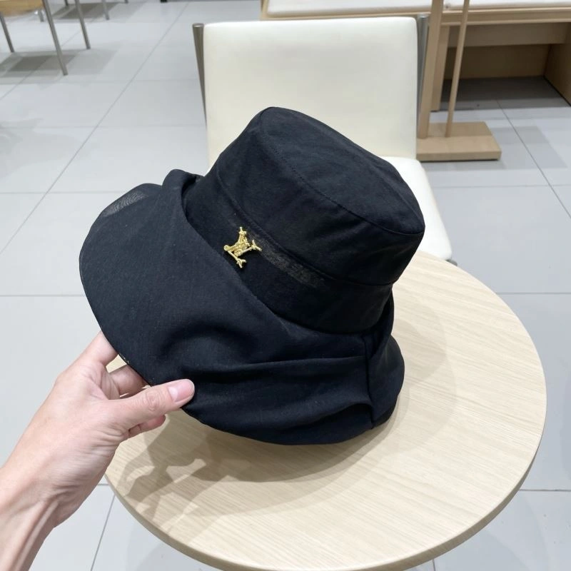 Louis Vuitton Caps Refined 257807