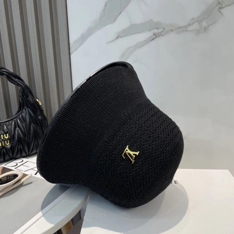 Louis Vuitton Caps Cozy 257796