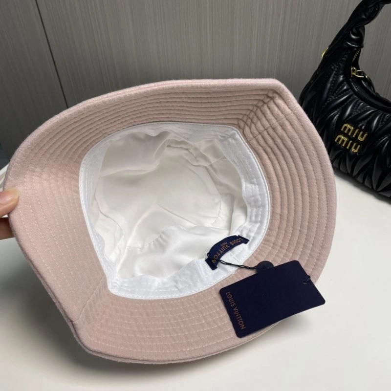 SoftTouch Louis Vuitton Caps 257802