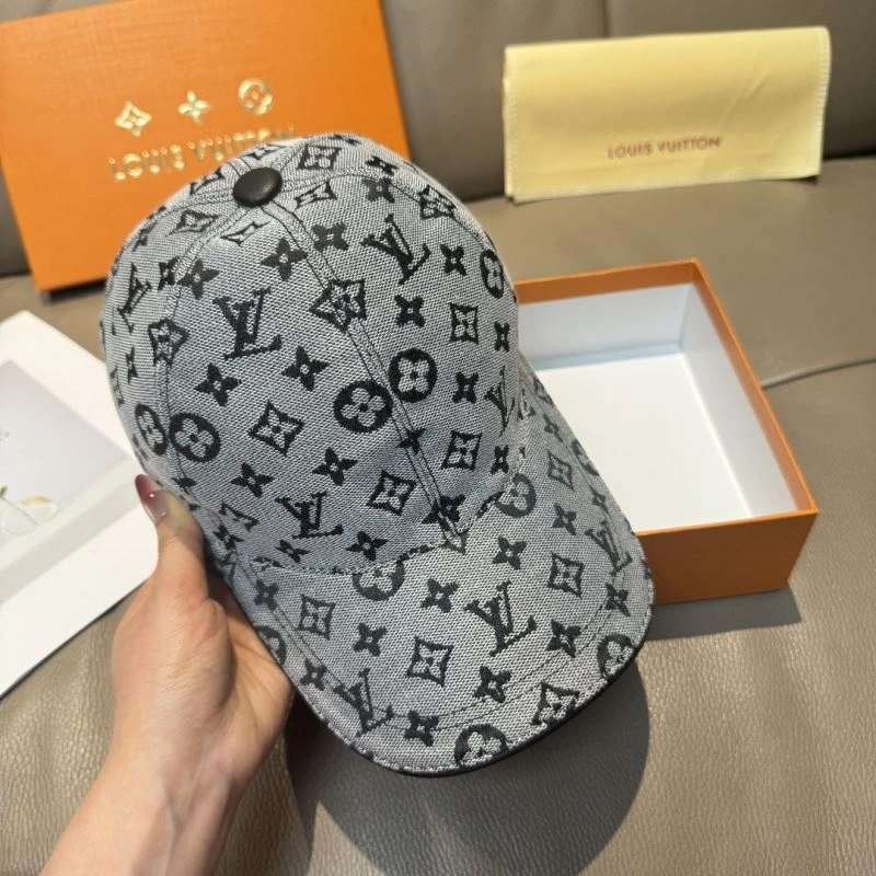 Breathable Louis Vuitton Caps 257781