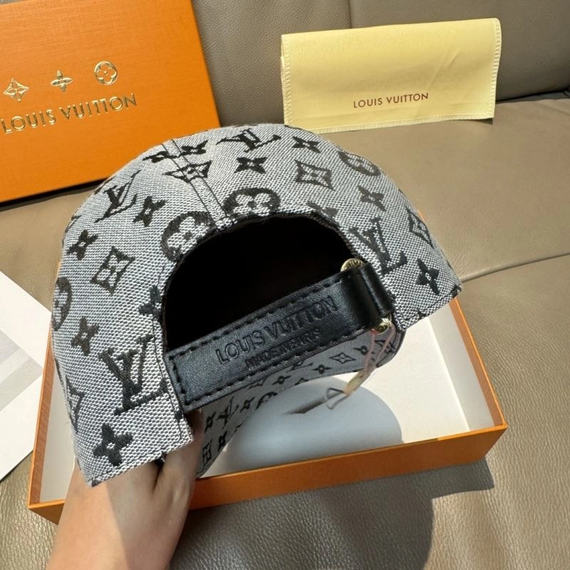 Breathable Louis Vuitton Caps 257781