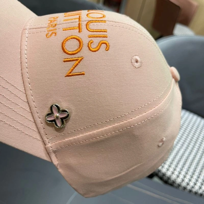 Louis Vuitton Caps Elegant 261902