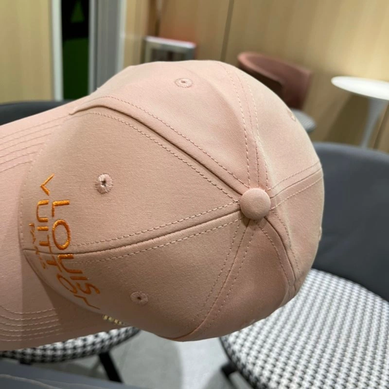 Louis Vuitton Caps Elegant 261902