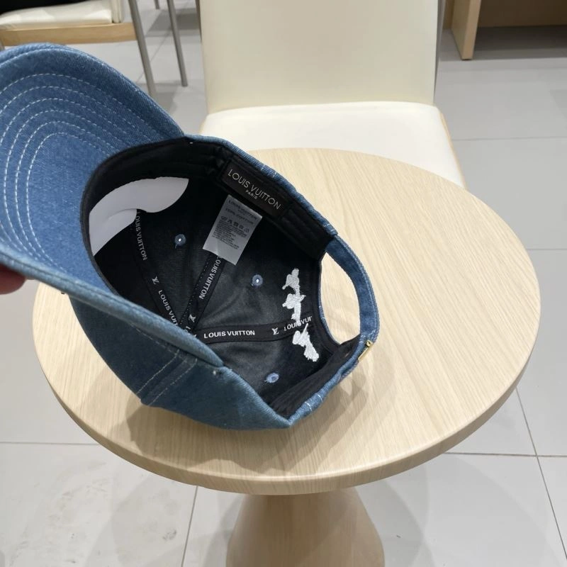 Louis Vuitton Caps TimelessDesign 261884