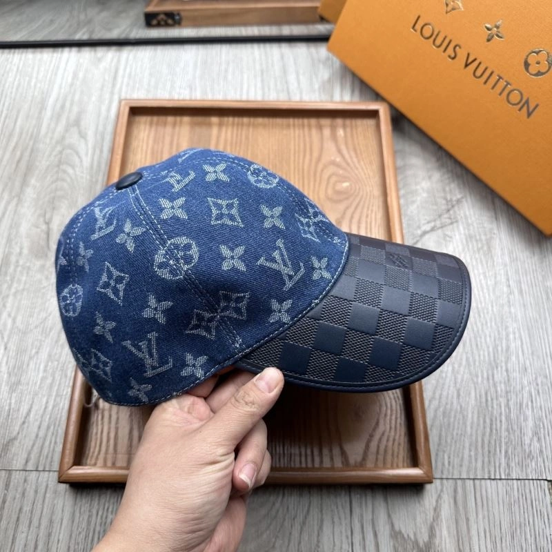 Louis Vuitton Caps Flexible 261876