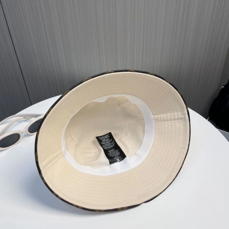 Louis Vuitton Caps Snug 261882