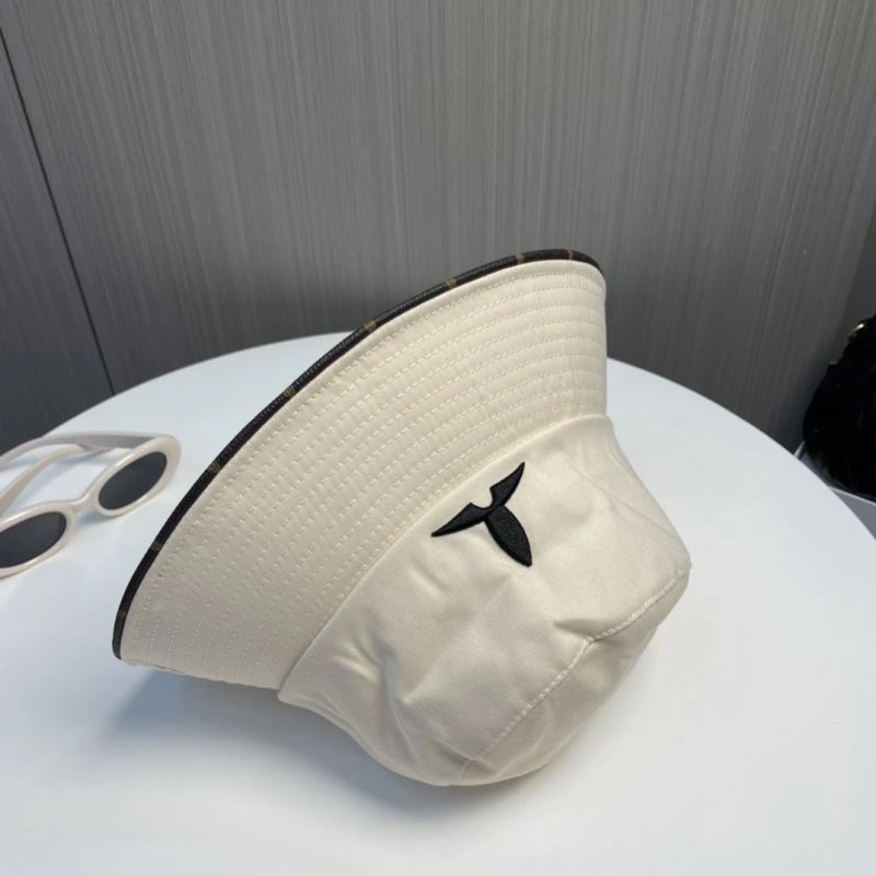 Louis Vuitton Caps Snug 261882