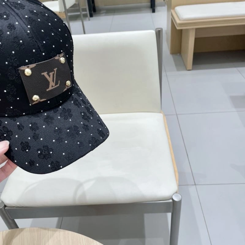 Chic Louis Vuitton Caps 261892