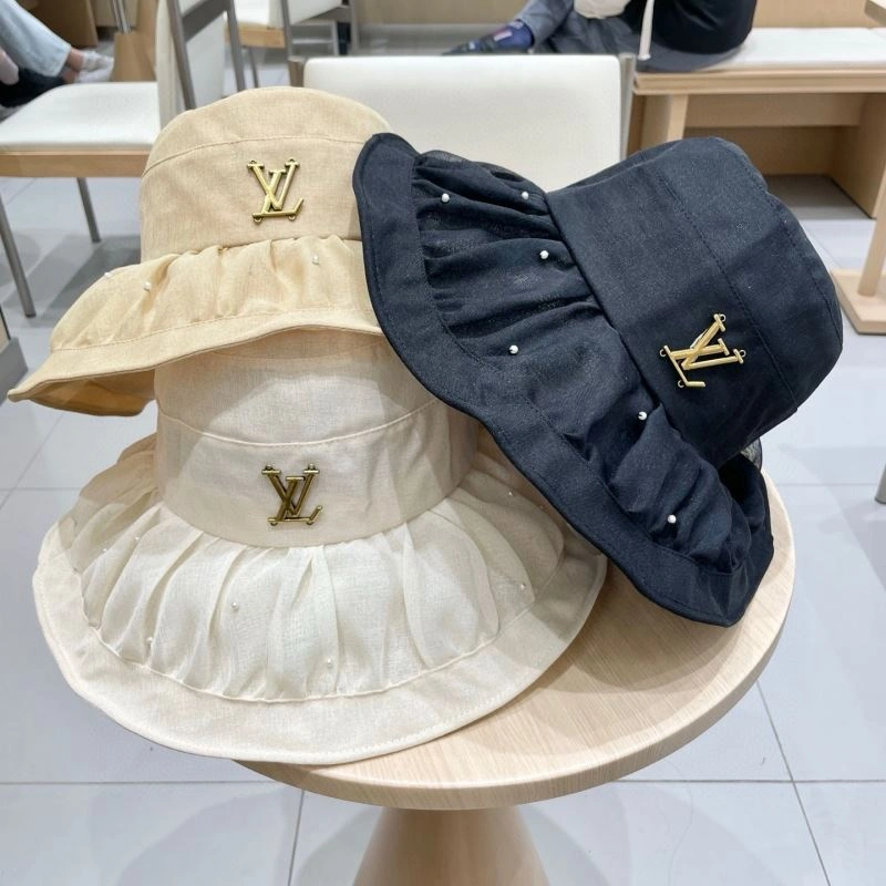 Louis Vuitton Caps Trendsetting 261873