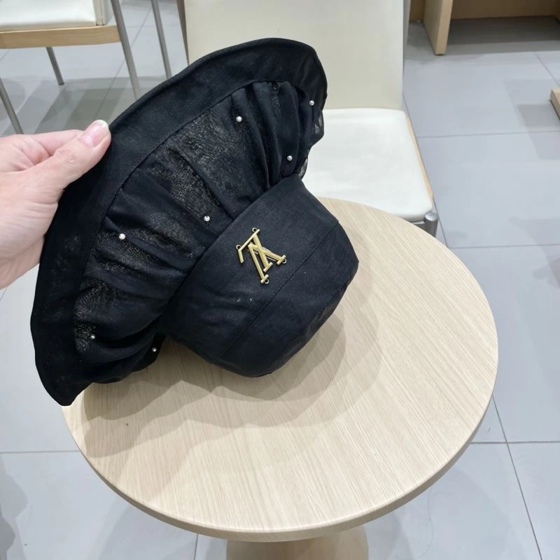 Louis Vuitton Caps Trendsetting 261873