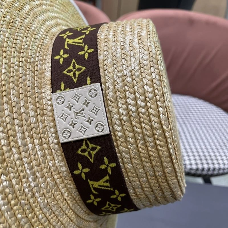 Louis Vuitton Caps Cozy 261896