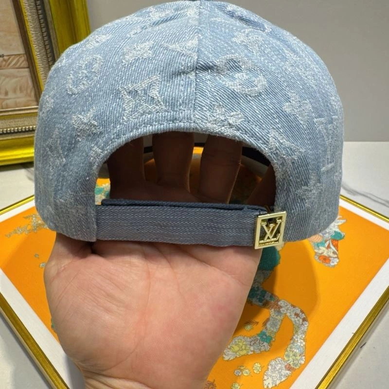 AllSeason Louis Vuitton Caps 261879