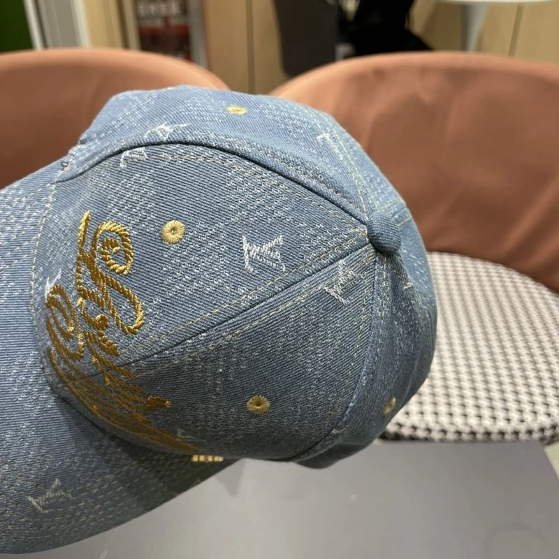 Louis Vuitton Caps SmoothTexture 261894