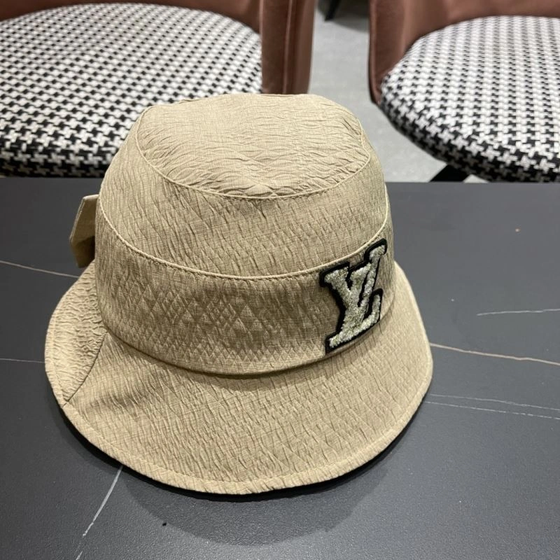 Versatile Louis Vuitton Caps 261868