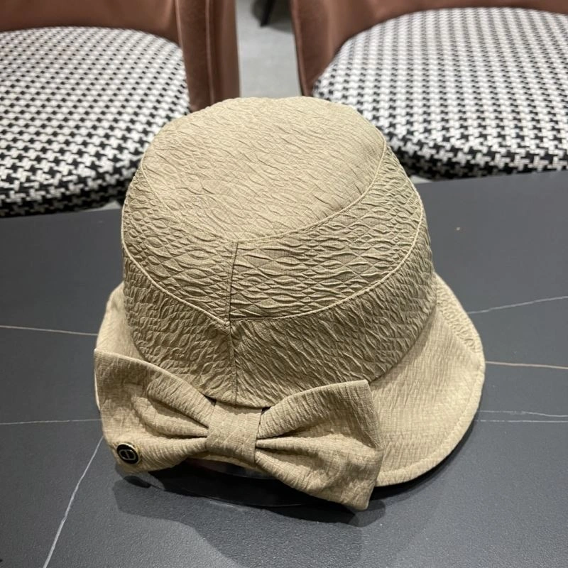 Versatile Louis Vuitton Caps 261868