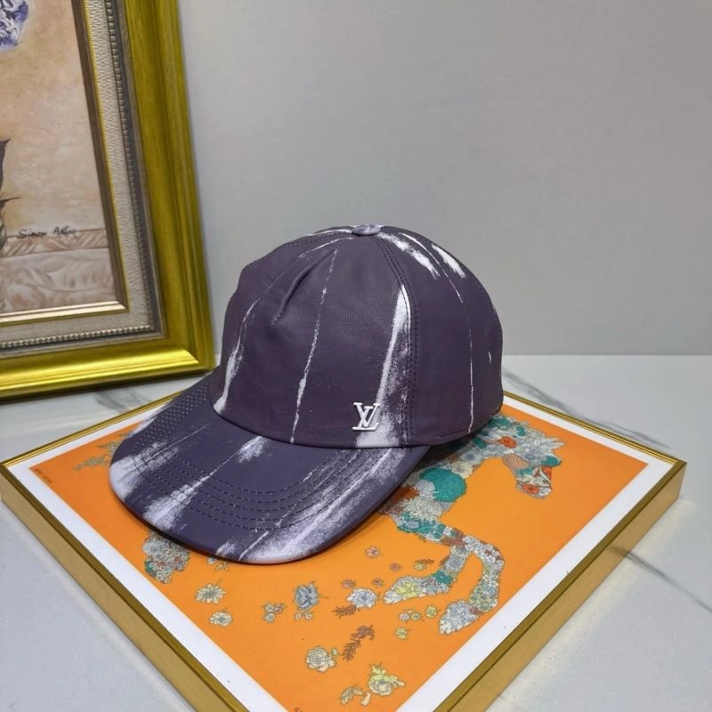 Louis Vuitton Caps Refined 261866