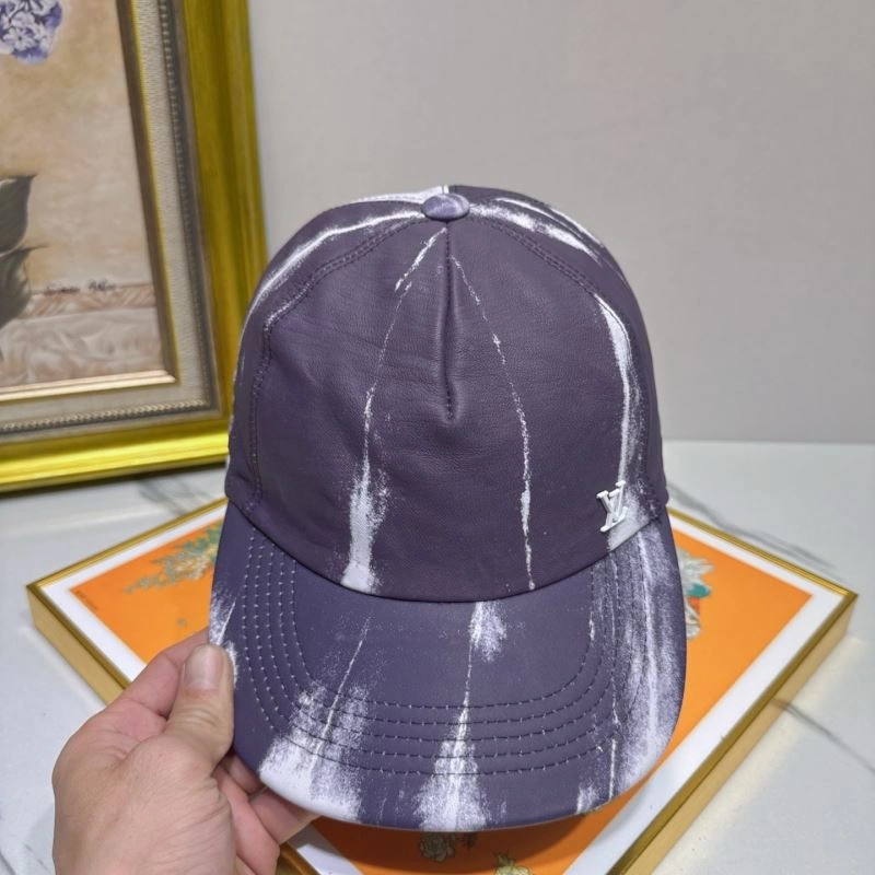 Louis Vuitton Caps Refined 261866