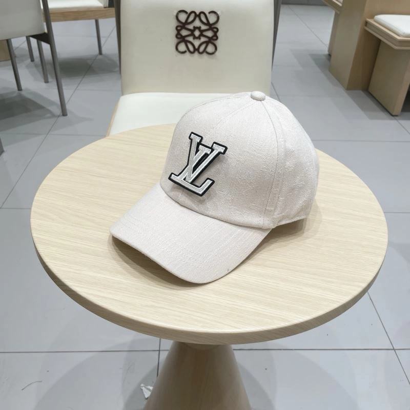 Packable Louis Vuitton Caps 261874