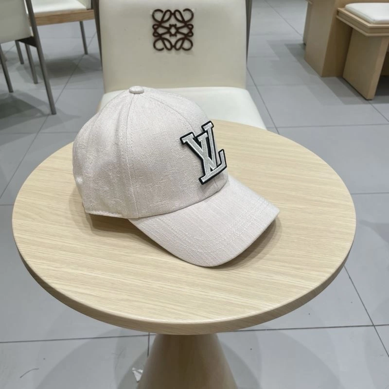 Packable Louis Vuitton Caps 261874