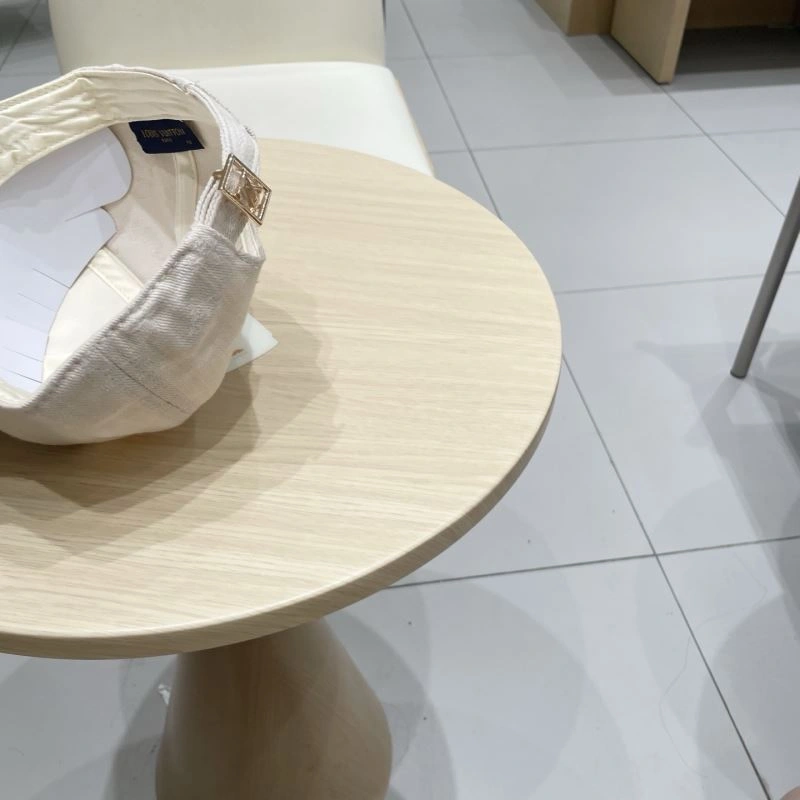 Packable Louis Vuitton Caps 261874