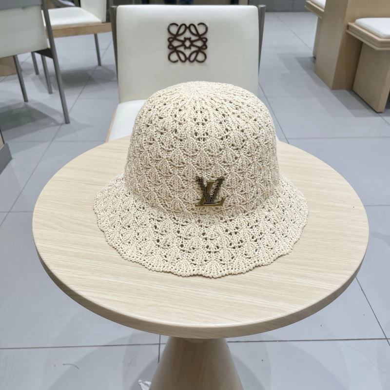 Louis Vuitton Caps Bright 261864