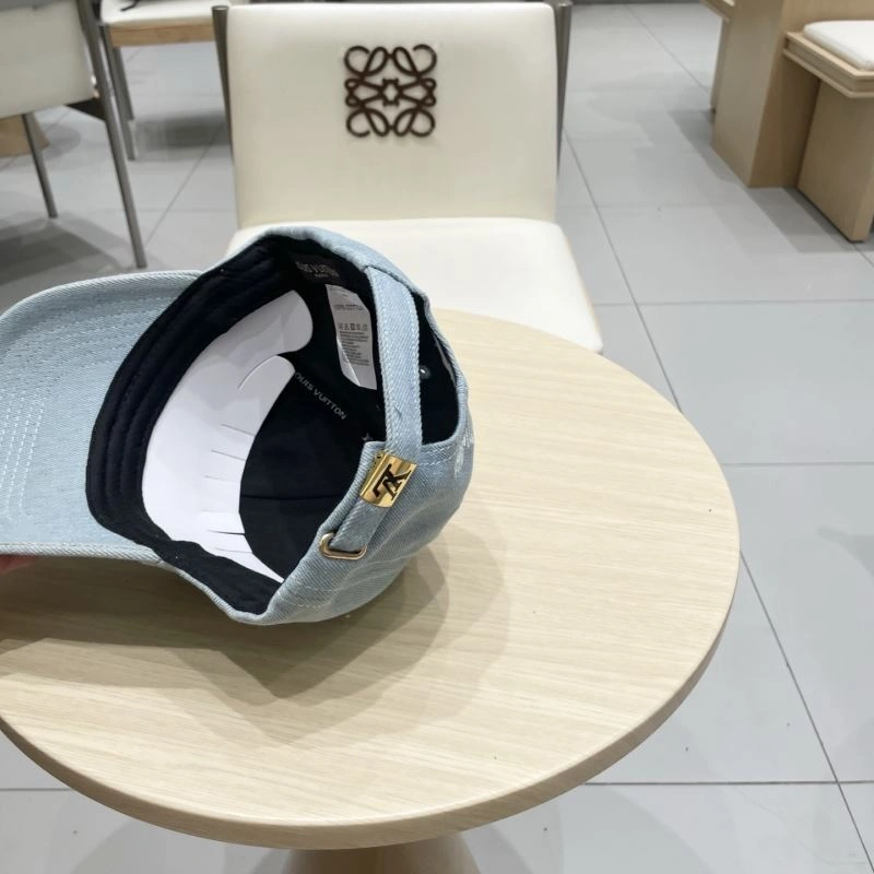 Resilient Louis Vuitton Caps 261859