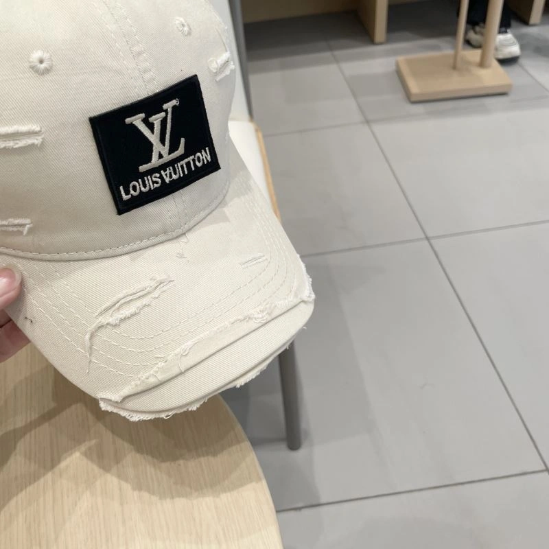 Vibrant Louis Vuitton Caps 261855