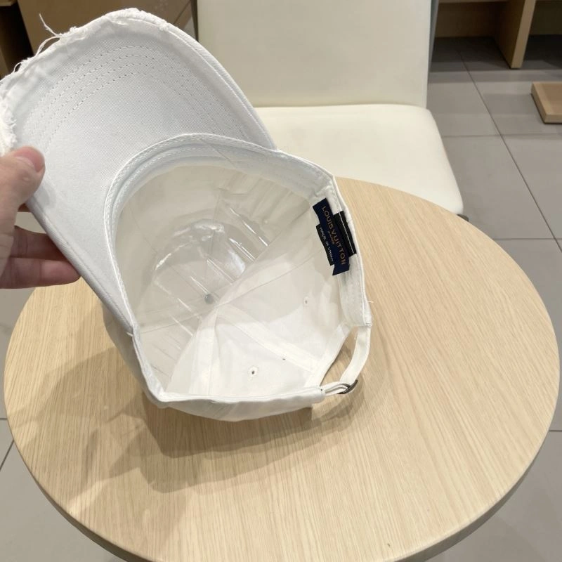 Chic Louis Vuitton Caps 261830