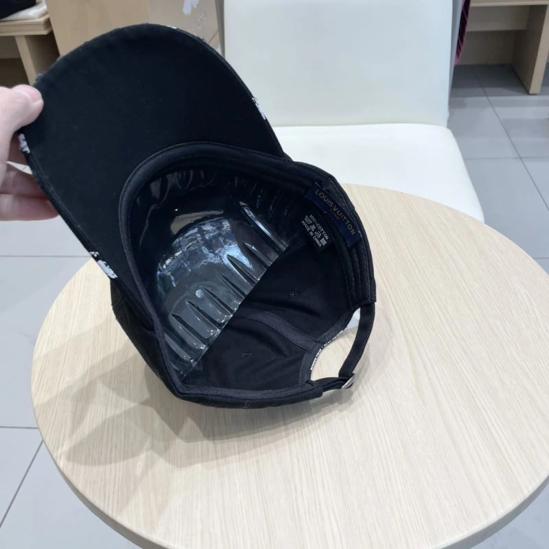 Comfortable Louis Vuitton Caps 261834