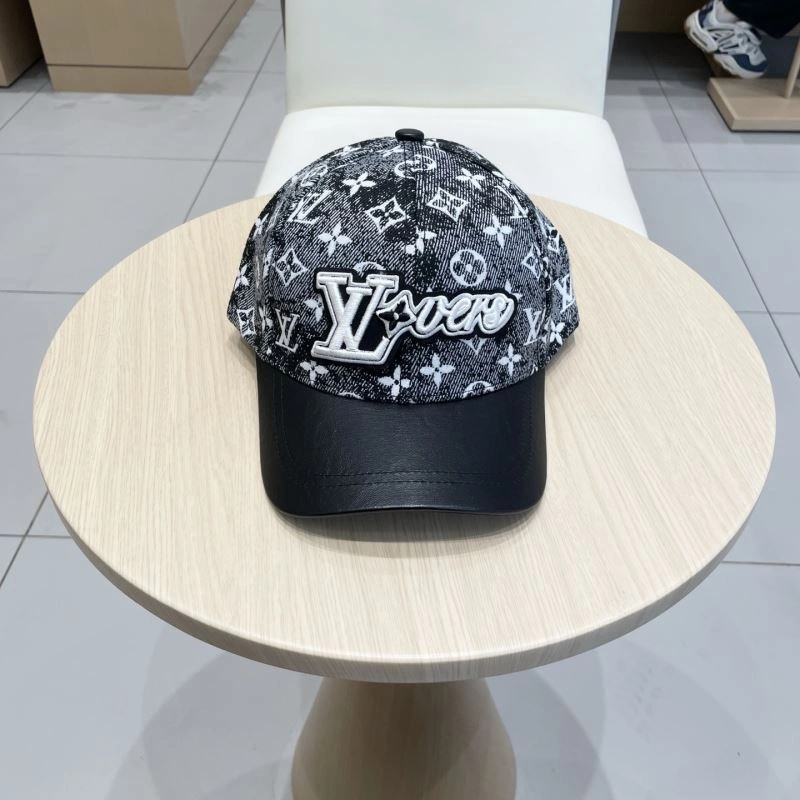 Louis Vuitton Caps Durable 261839