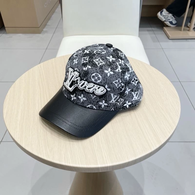 Louis Vuitton Caps Durable 261839