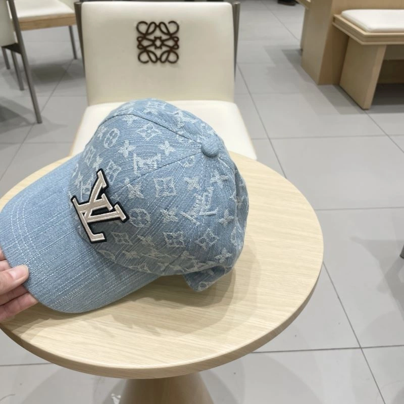 WellDesigned Louis Vuitton Caps 261854